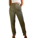 Calça Alfaiataria Algodão Corte Reto e Modelagem Slim Calça Alfaiataria Algodão Corte Reto e Modelagem Slim