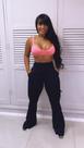 Calça cargo preta e top