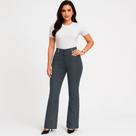 Calça feminina Flare conforto Elegancia Com Bolso e 4 Botes