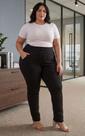 Calça Feminina Plus Size Cintura Alta Malha Crepe Com Bastante Elasticidade Calça Feminina Plus Size Cintura Alta Malha Crepe Com Bastante Elasticidade
