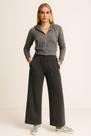 Calça feminina wide leg moletom flanelado com bolsos Calça feminina wide leg moletom flanelado com bolsos