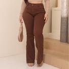 Calça Flare Feminina jeans nas cores bege/caqui super confortável , que se ajusta no corpo - 38 Calça Flare Feminina jeans nas cores bege/caqui super confortável , que se ajusta no corpo - 38
