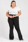 Calça Flare Feminina Plus Size Detalhe Cós com Botão Suplex Peluciado - Serena