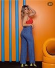 Calça jeans feminina belíssima com abertura na lateral