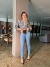 Calça jeans feminina com cinta modeladora e Lycra