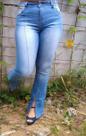 Calça jeans feminina Calça jeans feminina
