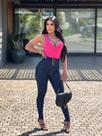 Calça jeans feminina modeladora 4 botões