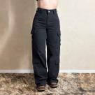 Calça Jeans Feminina Preta Cargo Eclipse Bolsos Laterais Calça Jeans Feminina Preta Cargo Eclipse Bolsos Laterais