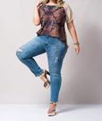 Calça jeans flare destroyed na lavagem clara