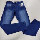 Calça jeans no tom azul escura tamanho 38