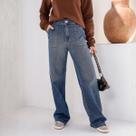 Calça Jeans Reta Bolso Quadrado Com Lapela Feminino Revanche Mátrica