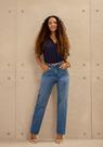 Calça Jeans Reta Cropped De Cintura Alta Com Cinto Lunender J3484
