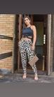 Calça jogger onça canelada