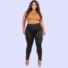Calça Legging Modeladora Plus Size Cintura Alta Bolso Ziper Calça Legging Modeladora Plus Size Cintura Alta Bolso Ziper
