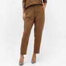 Calça Meia Loka Reta em Suede Feminina