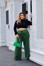Calça Moletom Pantalona Elástico na Cintura com Bolso Calça Moletom Pantalona Elástico na Cintura com Bolso