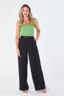 Calça Pantalona com Bolso Faca e Elástico Traseiro na Cintura e Botões Decorativos Preta Ruana
