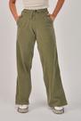 Calça pantalona estonada oliva - 100% algodão, estilo e conforto Calça pantalona estonada oliva - 100% algodão, estilo e conforto