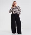 Calça Pantalona Linho Plus Size Secret Glam Preto