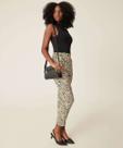 Calça Reta Feminina Bolsos Animal Print Marisa-74093