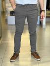 Calça sarja oliva slim fit regathieri