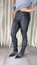 Calça Skinny Resinada