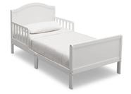 Cama Infantil de Madeira Delta Children Bennett - Certificação Greenguard