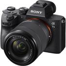 Câmera sony a7 iii com lente de 28-70mm mirrorless