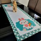 Caminho Trilho de Mesa Páscoa Coelhinho Verde Caminho Trilho de Mesa Páscoa Coelhinho Verde