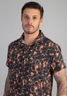 Camisa Casual Abstract Dark Flowers Camisa Casual Abstract Dark Flowers