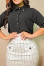 Camisa em Crepe Air Flow, Preta, Manga Longa, Martingale, Botão Strass, Enncante BM1134P