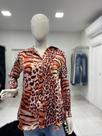 Camisa estampa de onça