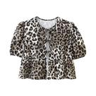 Camisa Feminina Casual Vazada com Renda - Manga Curta, Gola Redonda - Estilo Chique Streetwear Camisa Feminina Casual Vazada com Renda - Manga Curta, Gola Redonda - Estilo Chique Streetwear