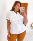 Camisa lisa manga 3/4 com lastex e gola guipir