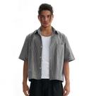 Camisa masculina QJT listrada quadrada, de manga curta, azul Camisa masculina QJT listrada quadrada, de manga curta, azul