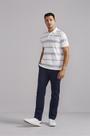 Camisa Polo com Bolso Piquet Comfort - Branco / Azul Sky