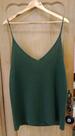 Camiseta 100%Cashmere Alça Fina Segunda Pele Tamanho Unico Cor Verde Musgo Camiseta 100%Cashmere Alça Fina Segunda Pele Tamanho Unico Cor Verde Musgo