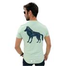 Camiseta acostamento lobo nas costas