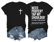 Camiseta BTGRL Need Prayer Tap My Shoulder com decote em V, algodão preto Camiseta BTGRL Need Prayer Tap My Shoulder com decote em V, algodão preto