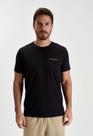 Camiseta docthos slim manga curta estampa localizada no peito Camiseta docthos slim manga curta estampa localizada no peito