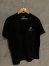 Camiseta estampada flor preto masculina