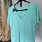 Camiseta Feminina Básica Verde