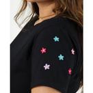 Camiseta Feminina em Algodão de Qualidade Preta com Bordado na Manga Preta
