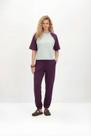 Camiseta feminina em meia malha collab Essendi e Brandili