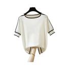 Camiseta Feminina Listrada - Manga Curta, Malha Fina, Casual - Verão