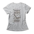 Camiseta Feminina Nunca Julgue Um Livro