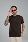 Camiseta Gola Alta Canelada com Elastano para Homens - Cacau Camiseta Gola Alta Canelada com Elastano para Homens - Cacau