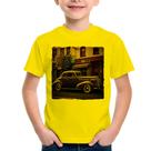 Camiseta Infantil Carro antigo na cidade - Foca na Moda Camiseta Infantil Carro antigo na cidade - Foca na Moda