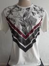 Camiseta Masculina ELEVN TRIANGULO INVERTIDO Camiseta Masculina ELEVN TRIANGULO INVERTIDO