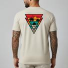 Camiseta Masculina Estampa Streetwear Slim Fit Algodão Design Clean Minimalista Urban Lifestyle Camisa Verão Costas Pôr do Sol Coqueiros Camiseta Masculina Estampa Streetwear Slim Fit Algodão Design Clean Minimalista Urban Lifestyle Camisa Verão Costas Pôr do Sol Coqueiros